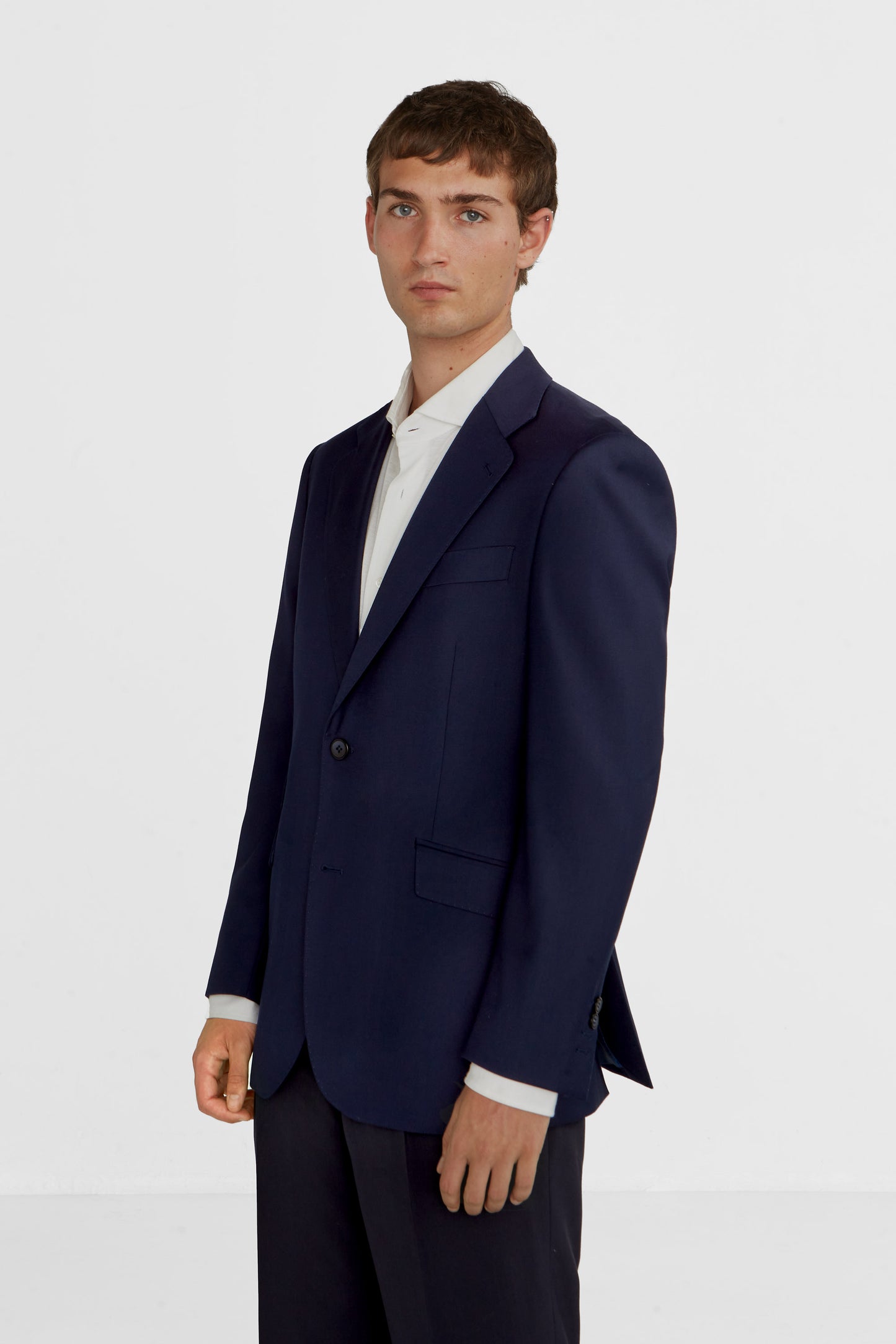 Single breasted jacket super 120 wool / black trourser super 120 light weight.